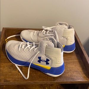 Stephen Curry men’s shoes